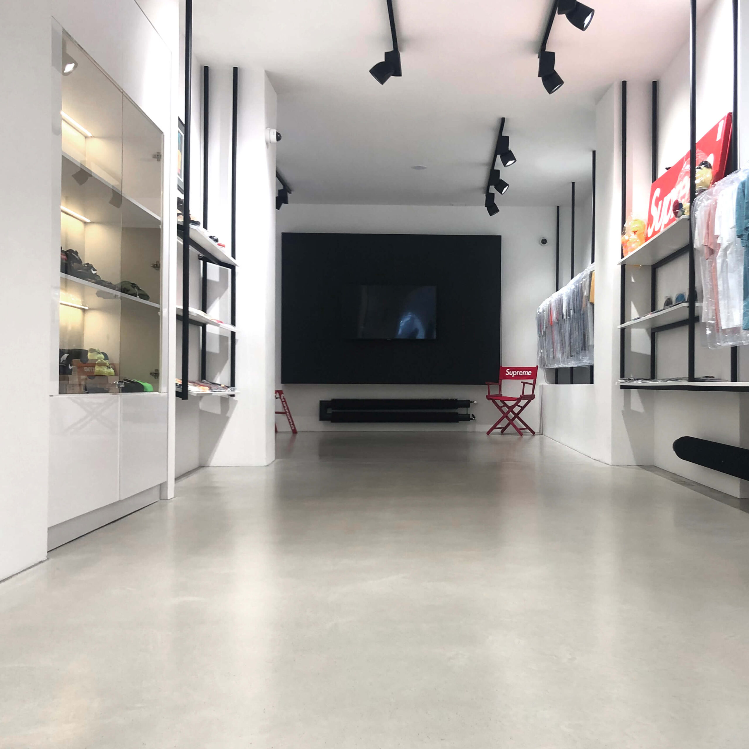 Posadzki z betonu cienkowarstwowego - bautech ultima platyna